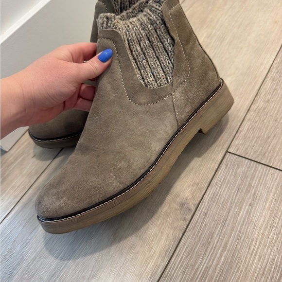 Comfortiva Rawnie Bootie women’s 11 like new - Picture 2 of 7